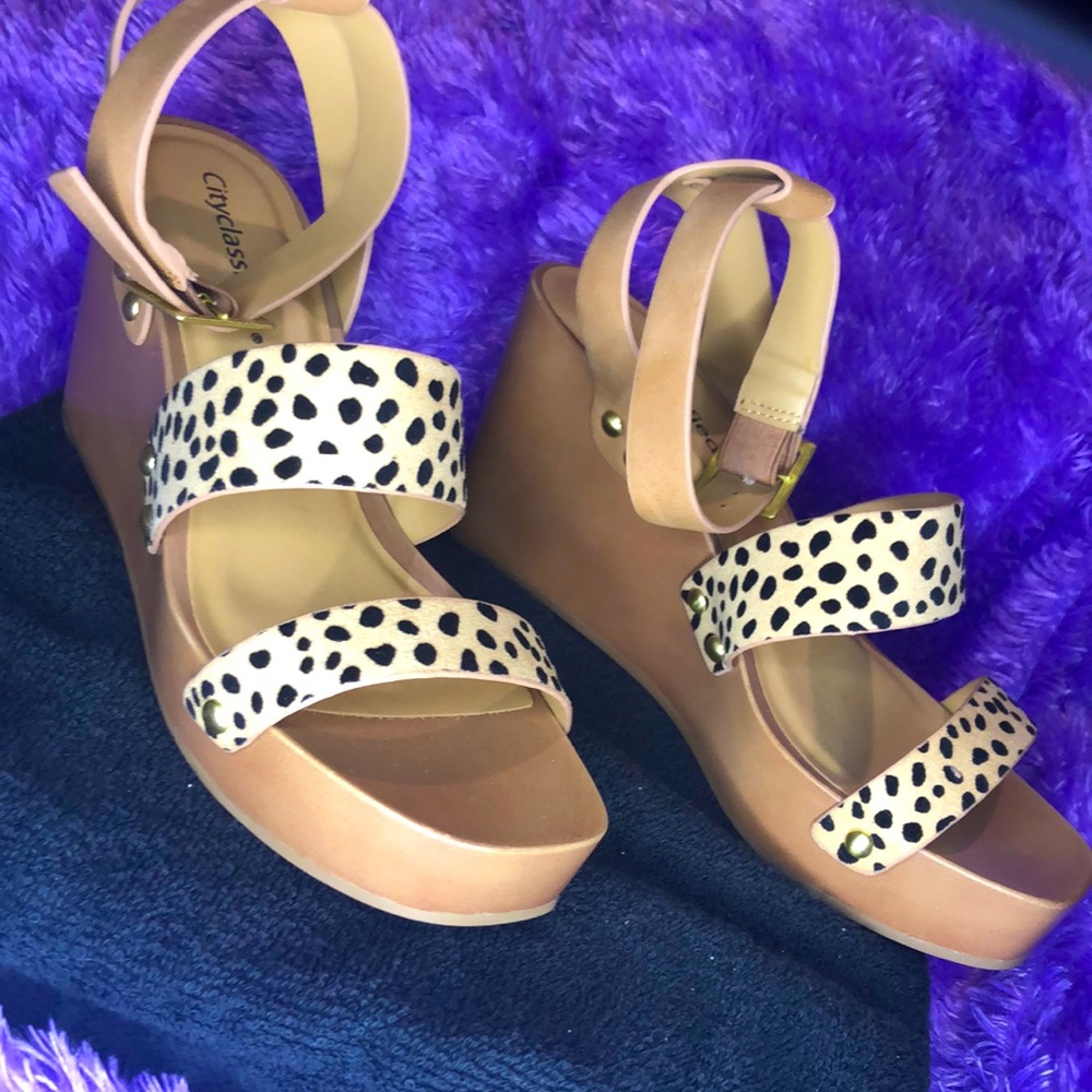 Cheetah Print Wedges & Belt !